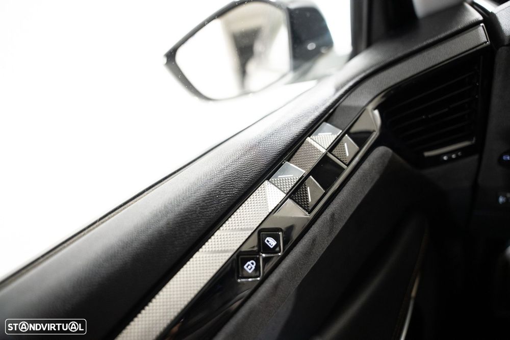 DS DS4 1.2 PureTech Performance Line EAT8 - 17