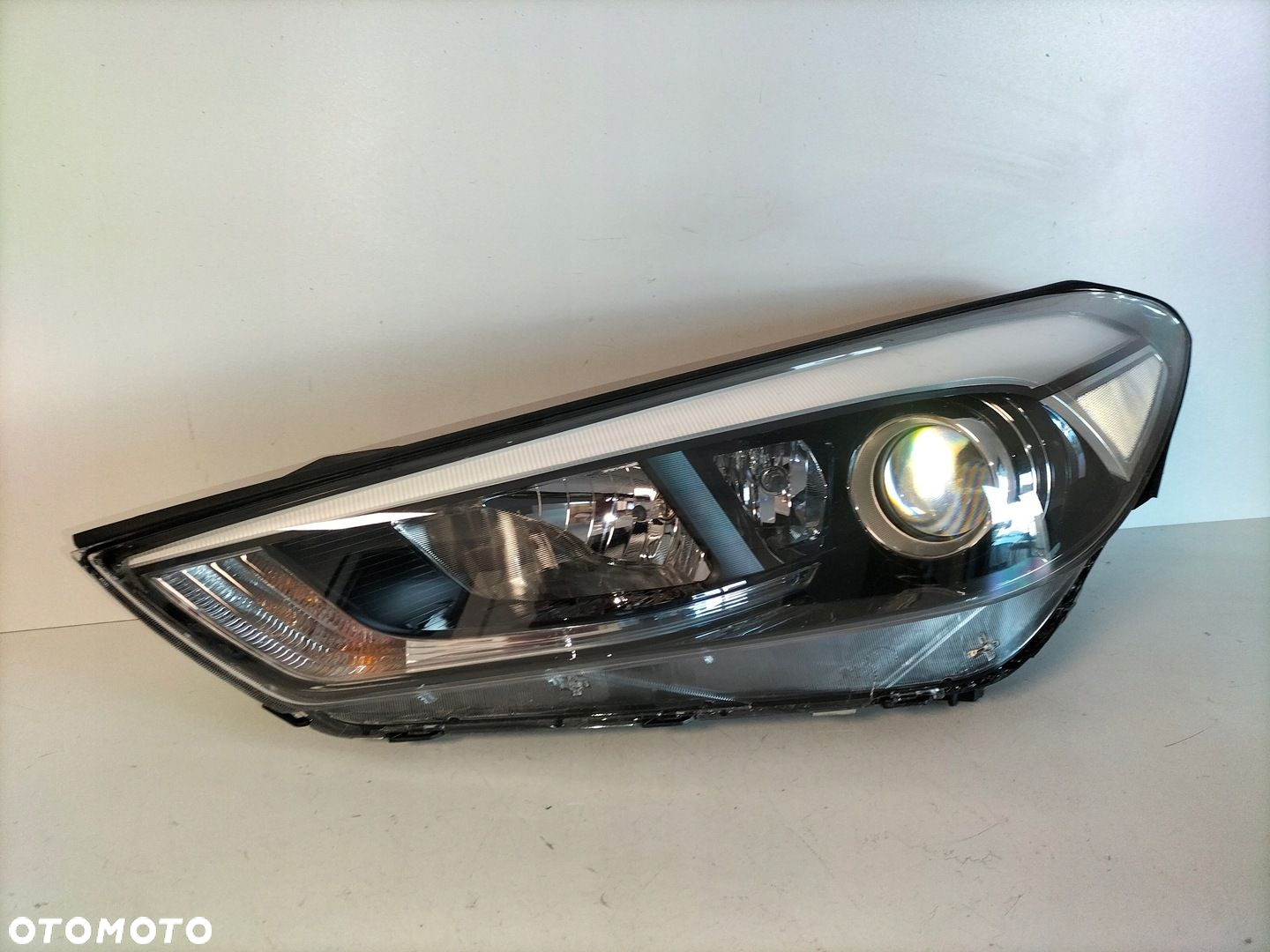 Lampa przednia reflektor lewa HYUNDAI TUCSON III 15-18 - 2