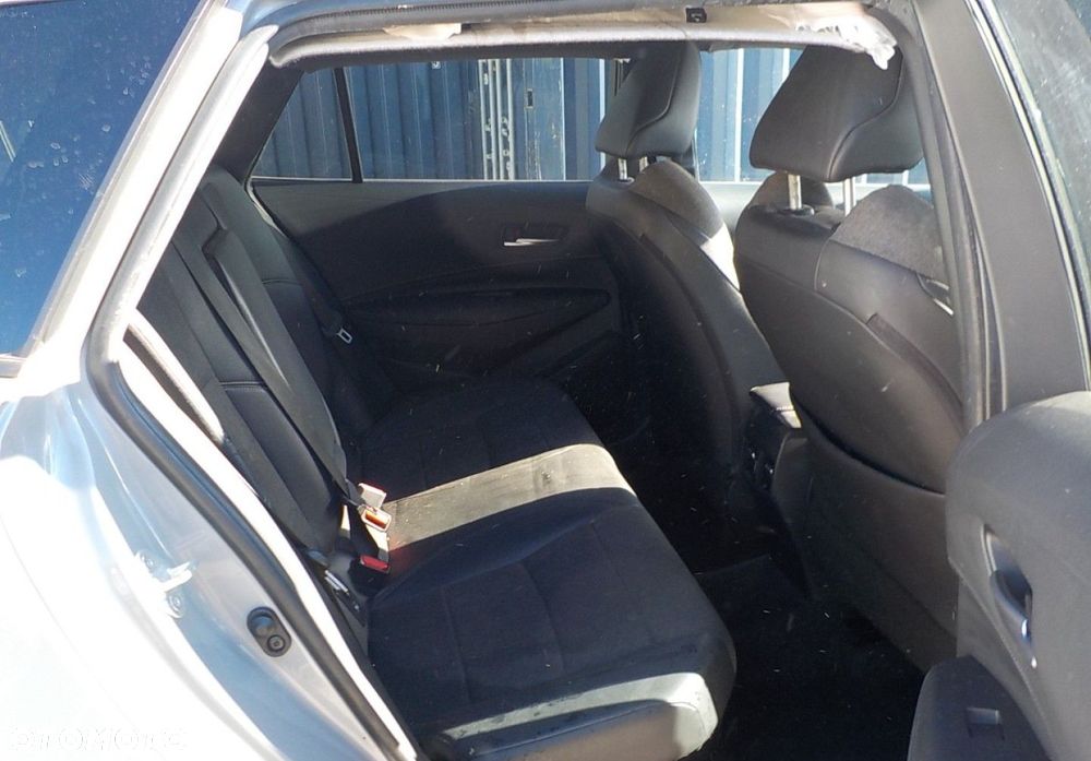 Toyota Corolla - 18