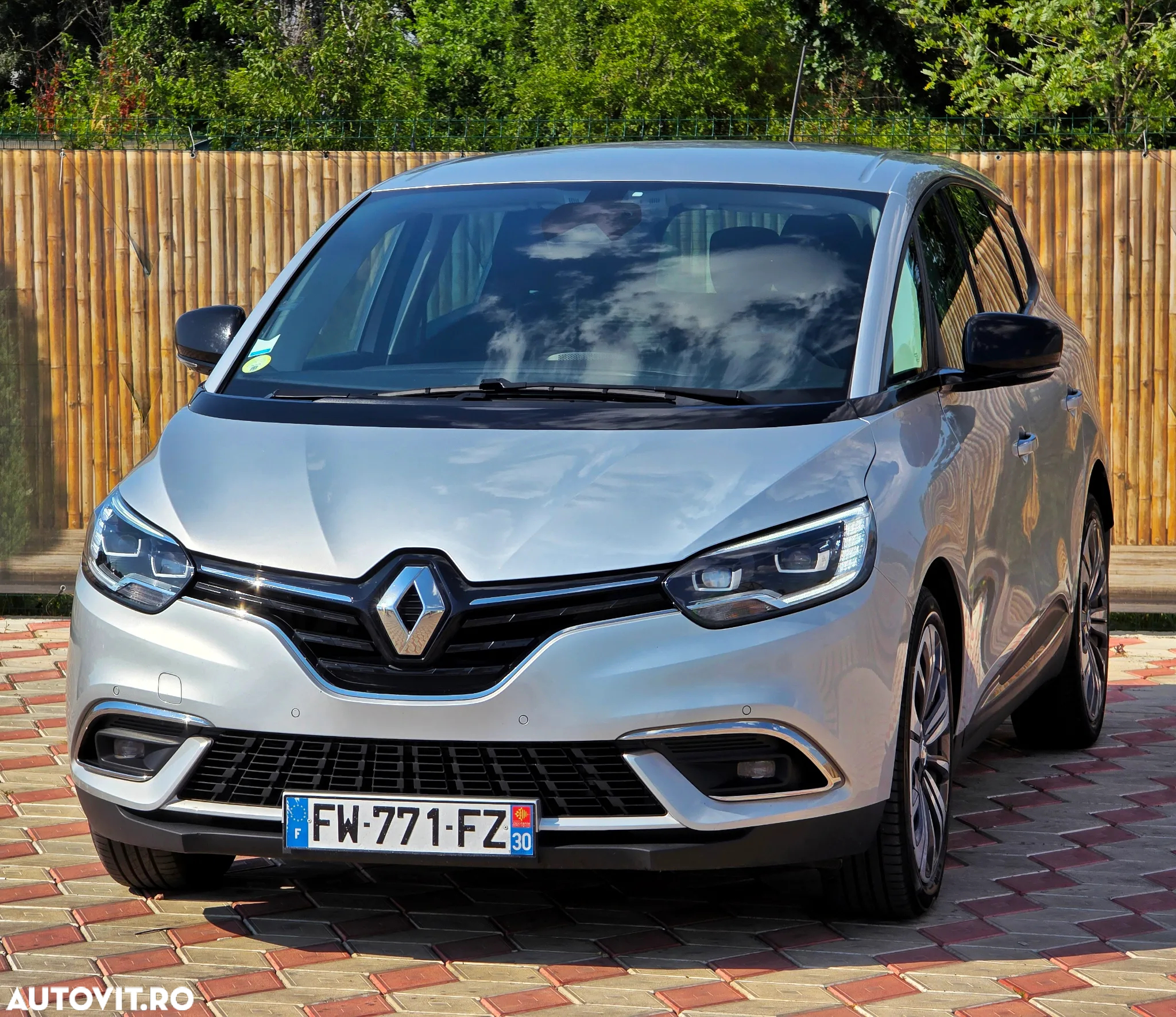 Renault Grand Scenic BLUE dCi 120 EDC BUSINESS EDITION - 2