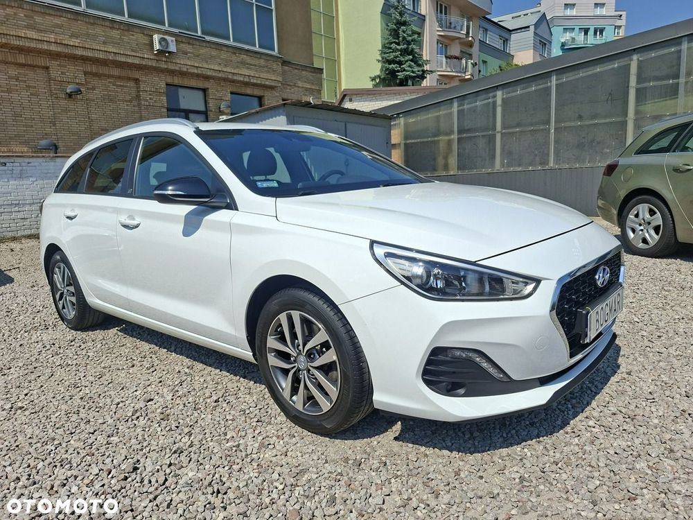 Hyundai i30 1.4 T-GDI GO Plus - 8