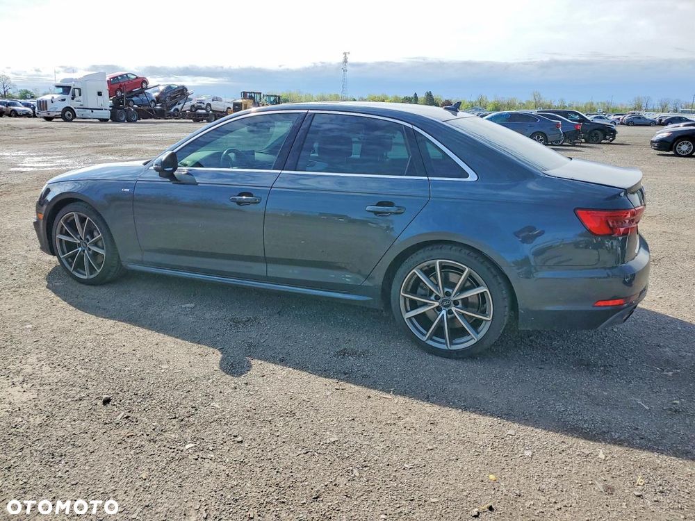 Audi A4 Limousine - 6