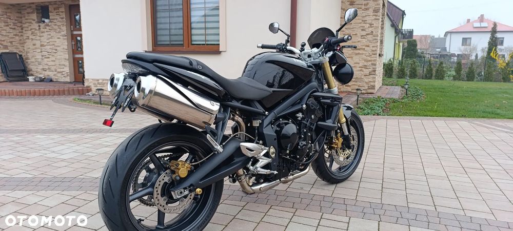 Triumph Street Triple - 6