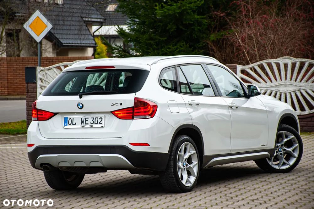 BMW X1 xDrive18d xLine - 4