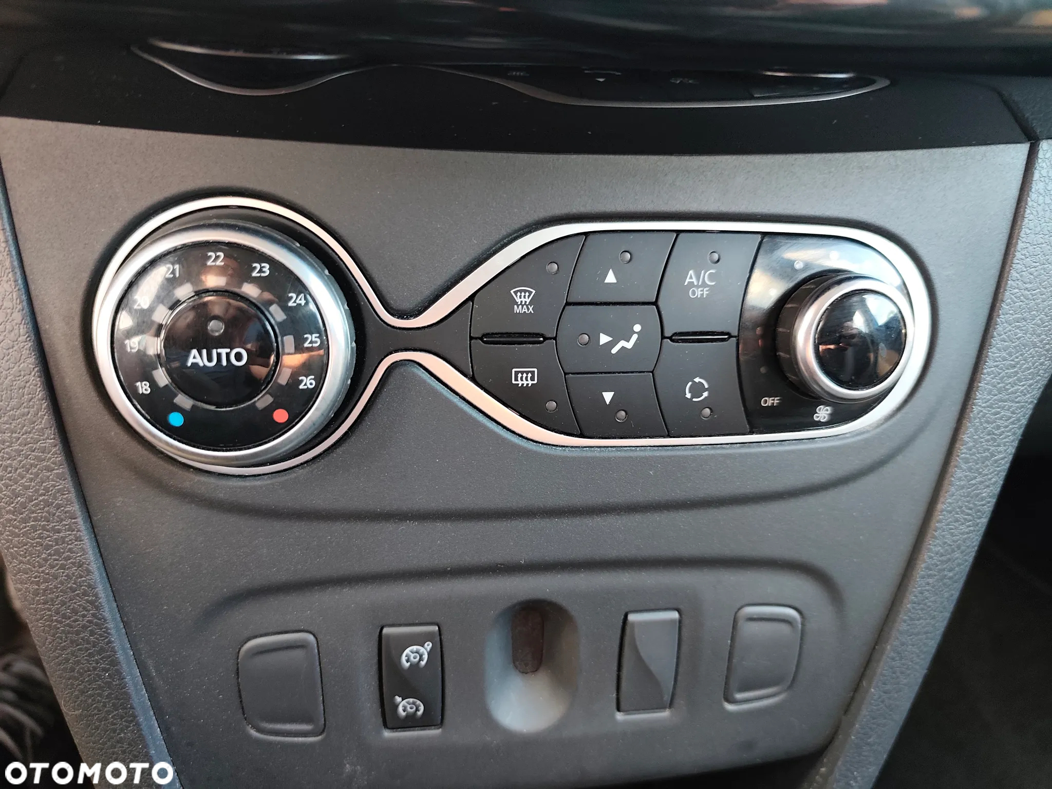 Dacia Sandero Stepway TCe 90 (S&S) Celebration - 15