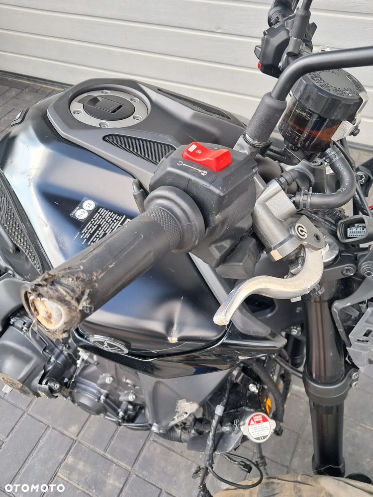 Yamaha MT - 14