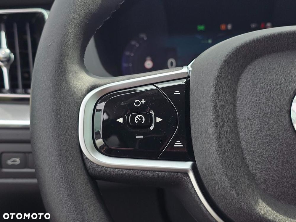 Volvo XC 60 B5 B AWD Core - 13