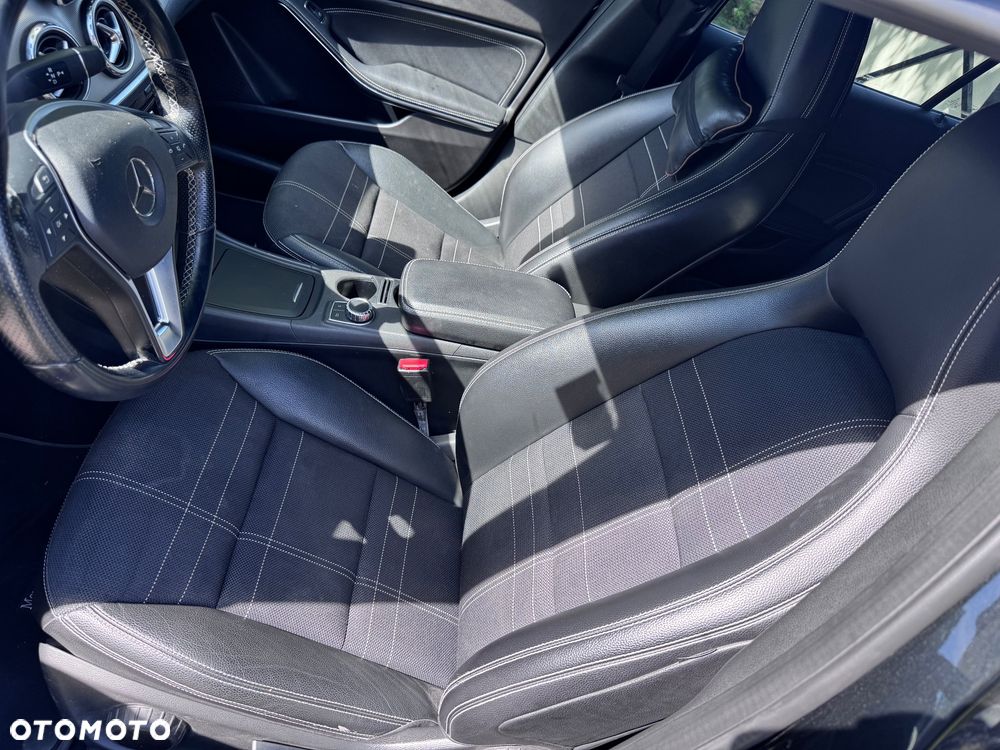 Mercedes-Benz GLA 220 d 4Matic 7G-DCT StreetStyle - 19