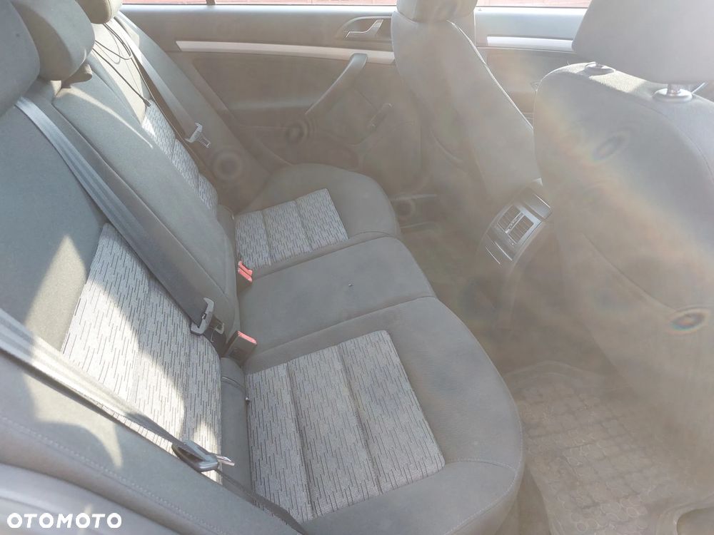 Skoda Octavia 1.6 TDI Classic - 11