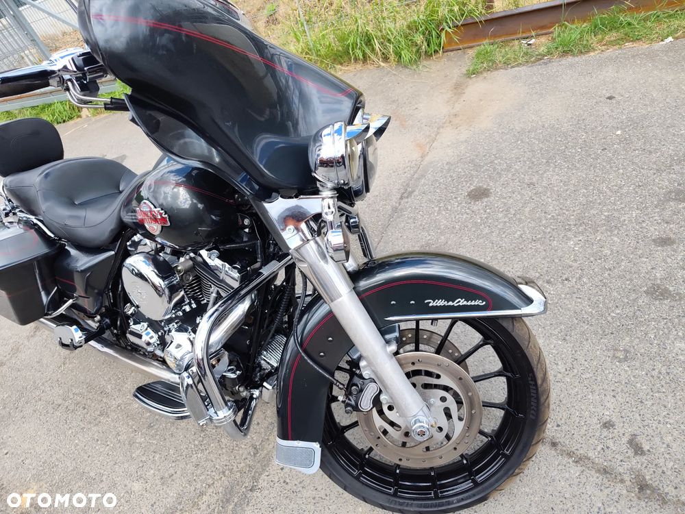 Harley-Davidson Touring Electra Glide - 11