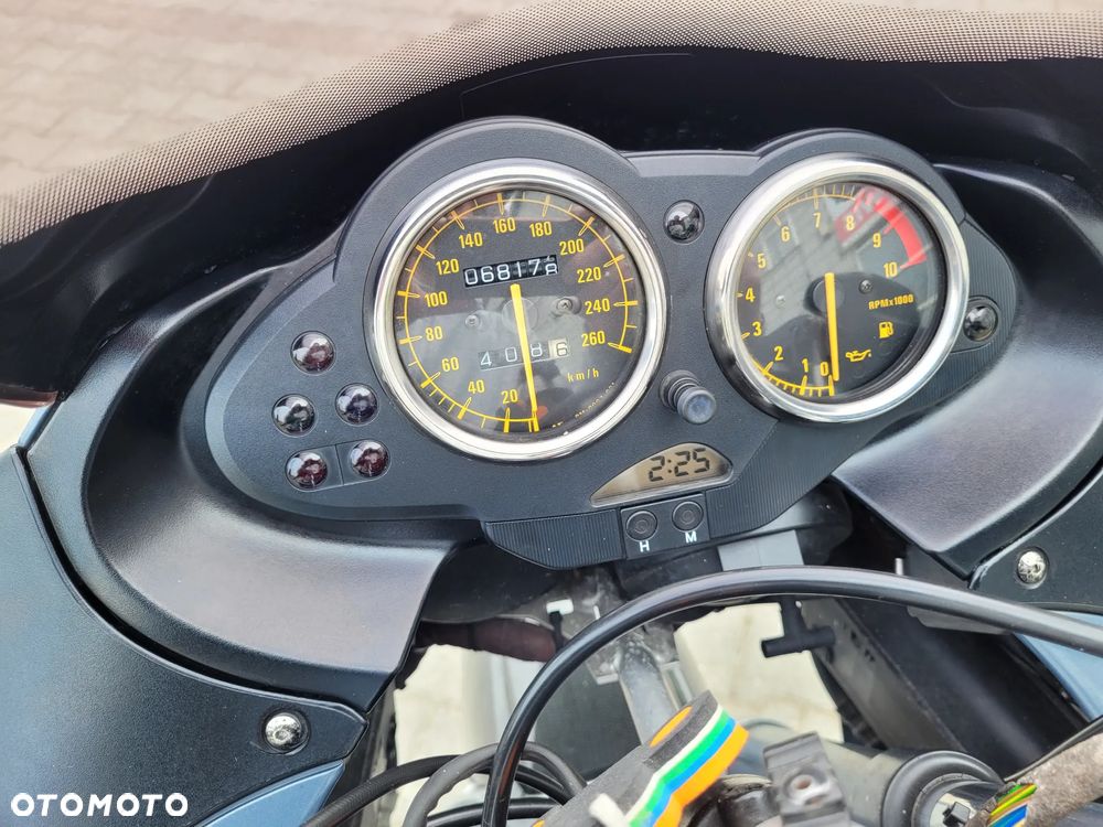 BMW R - 16