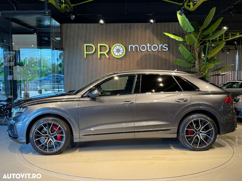 Audi SQ8 - 12
