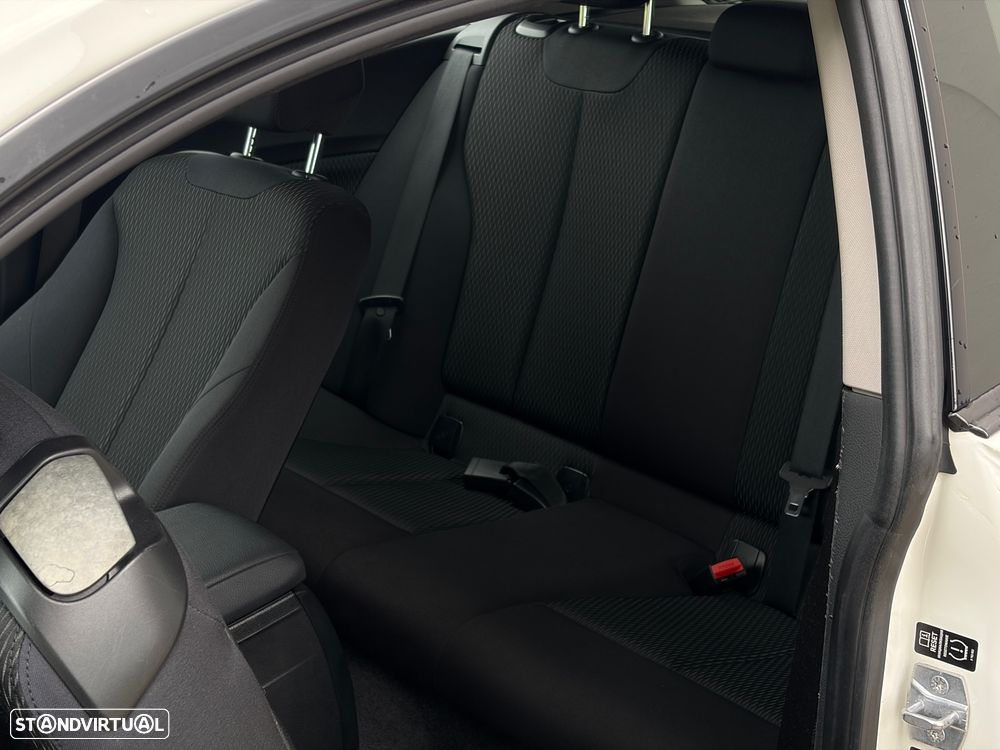 BMW 116 i - 24