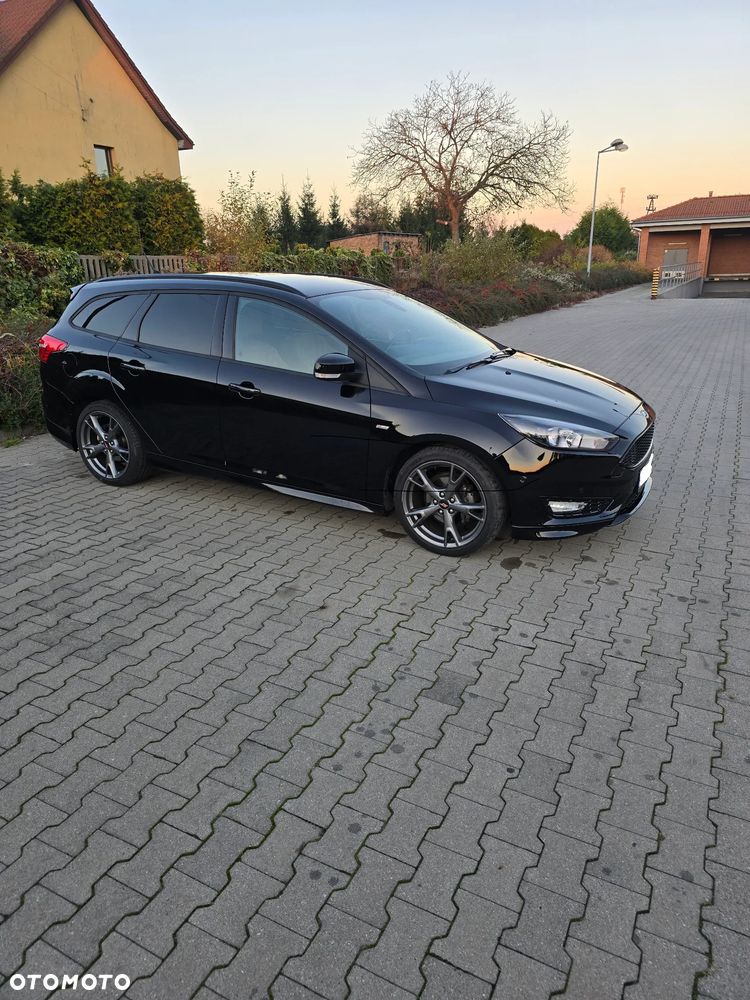 Ford Focus 1.0 EcoBoost Start-Stopp-System ST-LINE - 3