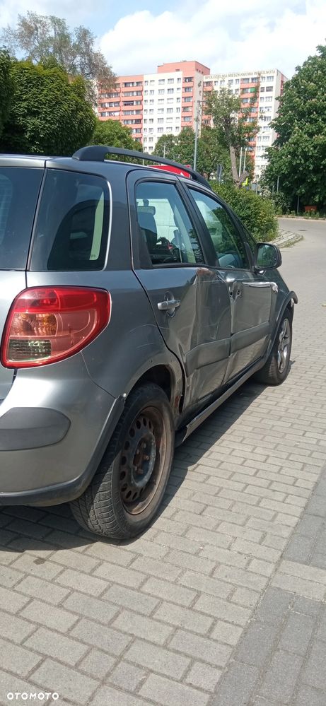 Suzuki SX4 1.5 - 11