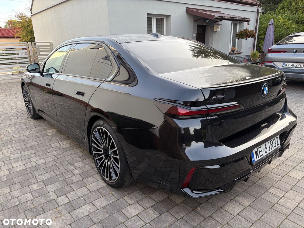 BMW Seria 7 2024 photo 4