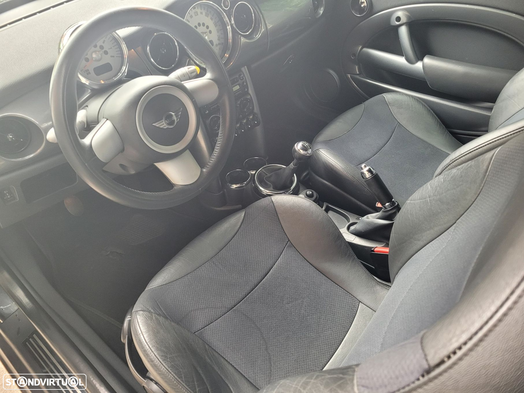MINI Cabrio Cooper - 10