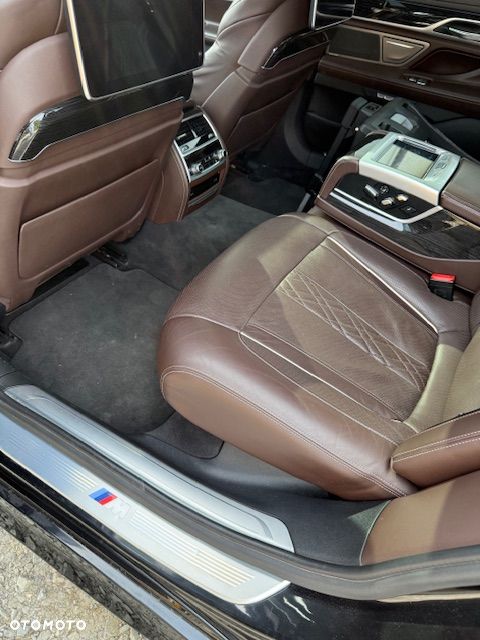 BMW Seria 7 740Ld xDrive - 18