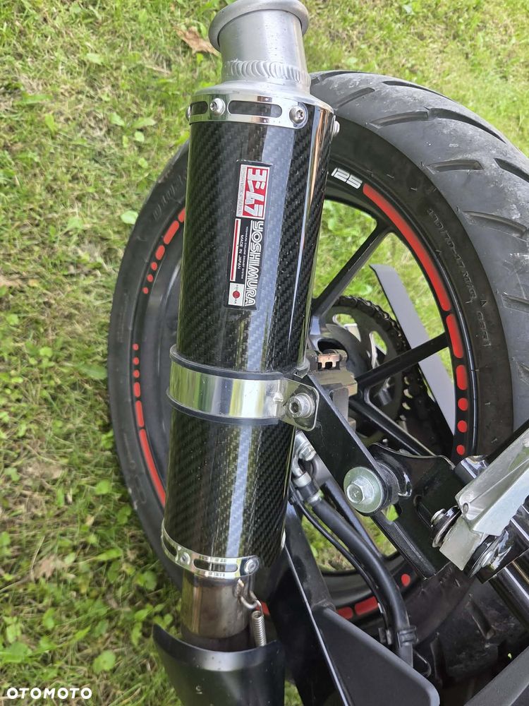 Suzuki GSX-R - 3