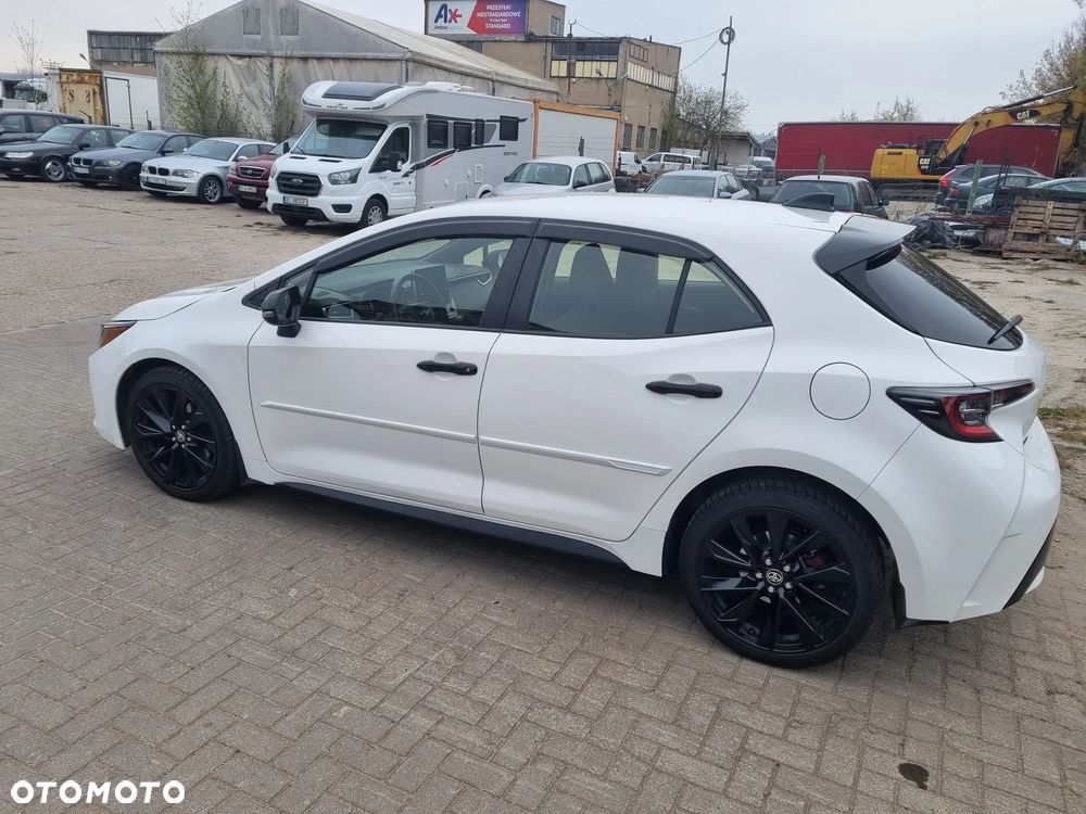 Toyota Corolla - 8