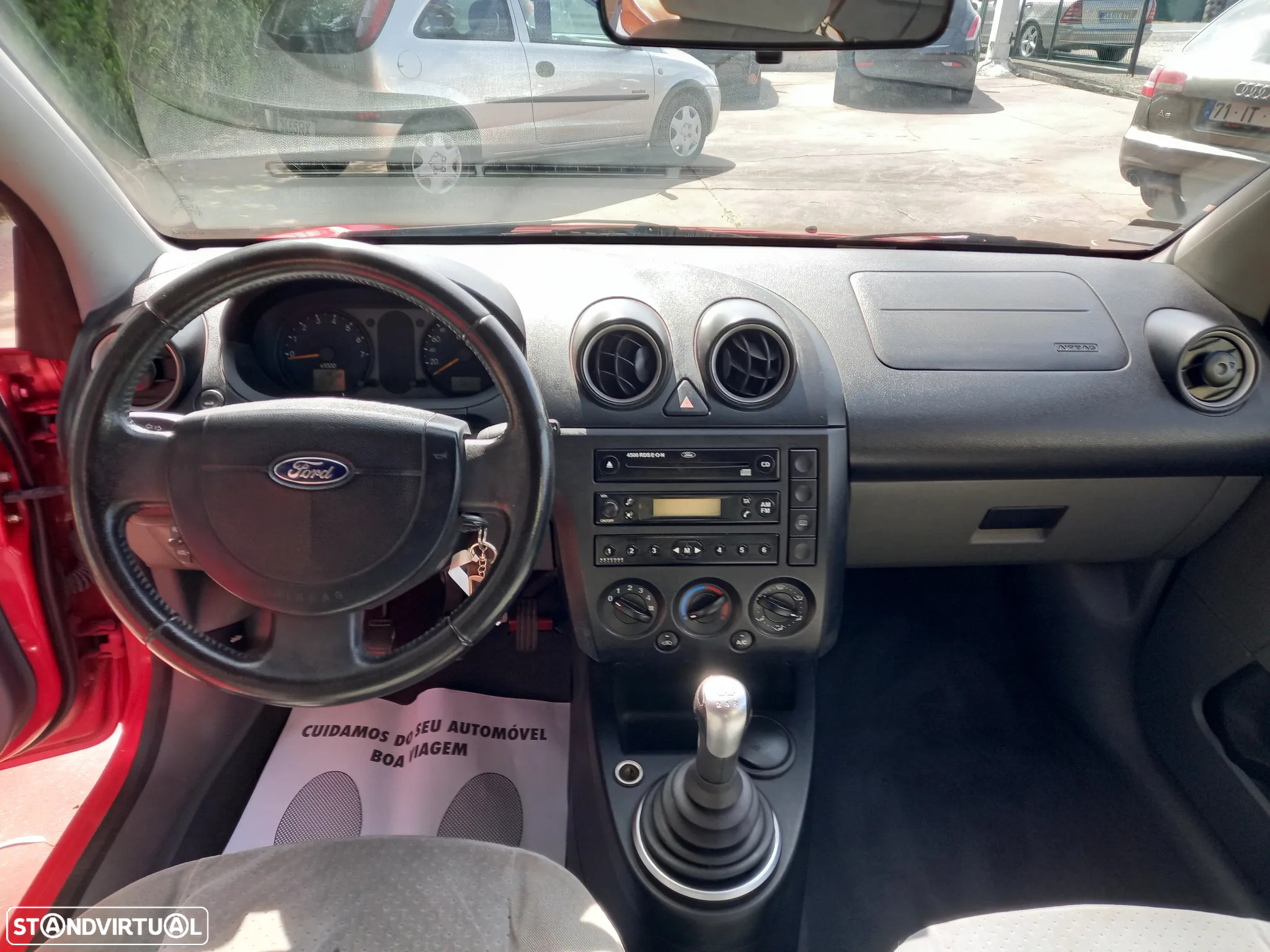 Ford Fiesta 1.4 Ghia - 11