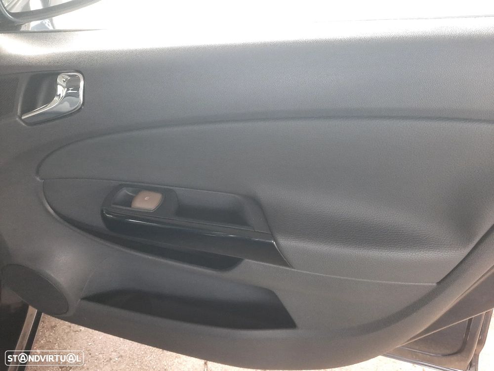 Opel Corsa 1.2 Cosmo Easytronic - 34