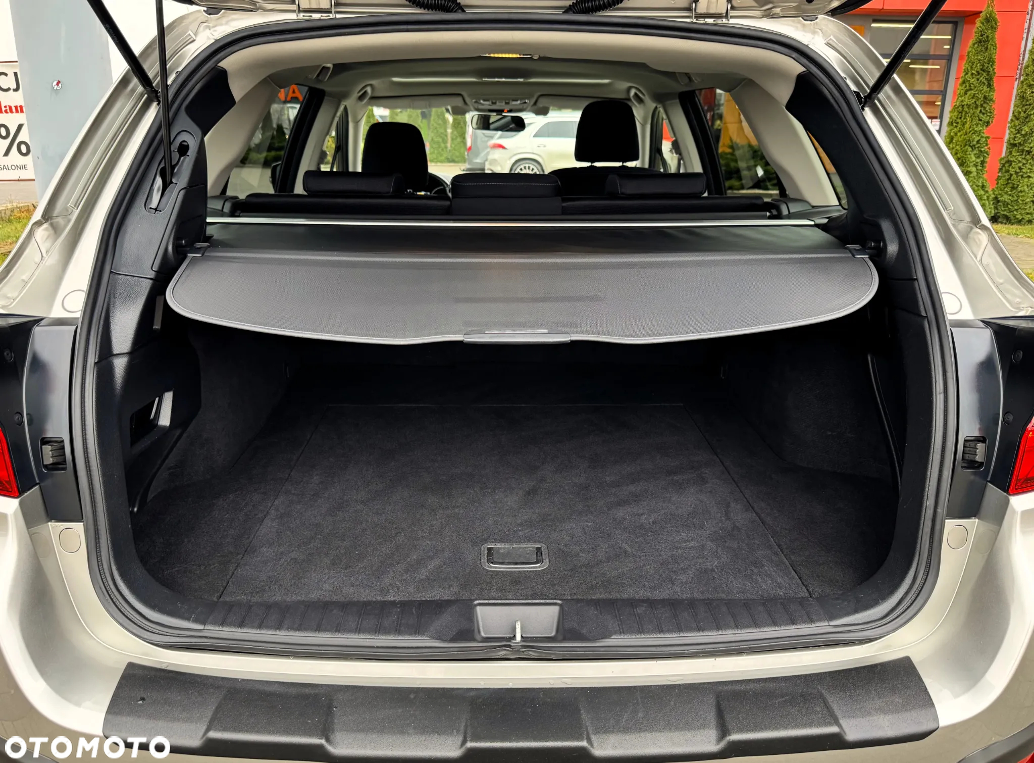 Subaru Outback 2.5i Exclusive - 14