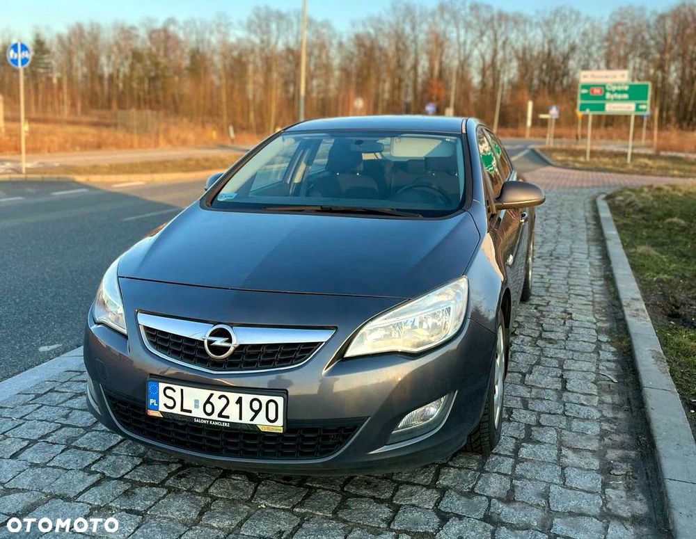 Opel Astra - 1