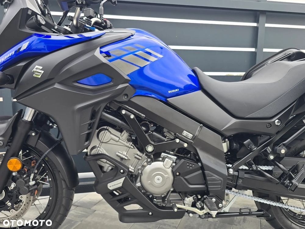 Suzuki V-STROM - 8