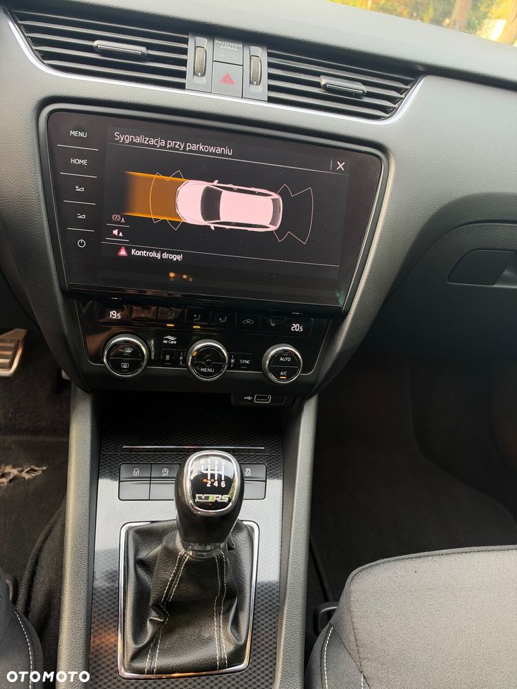 Skoda Octavia 2.0 TDI RS - 9