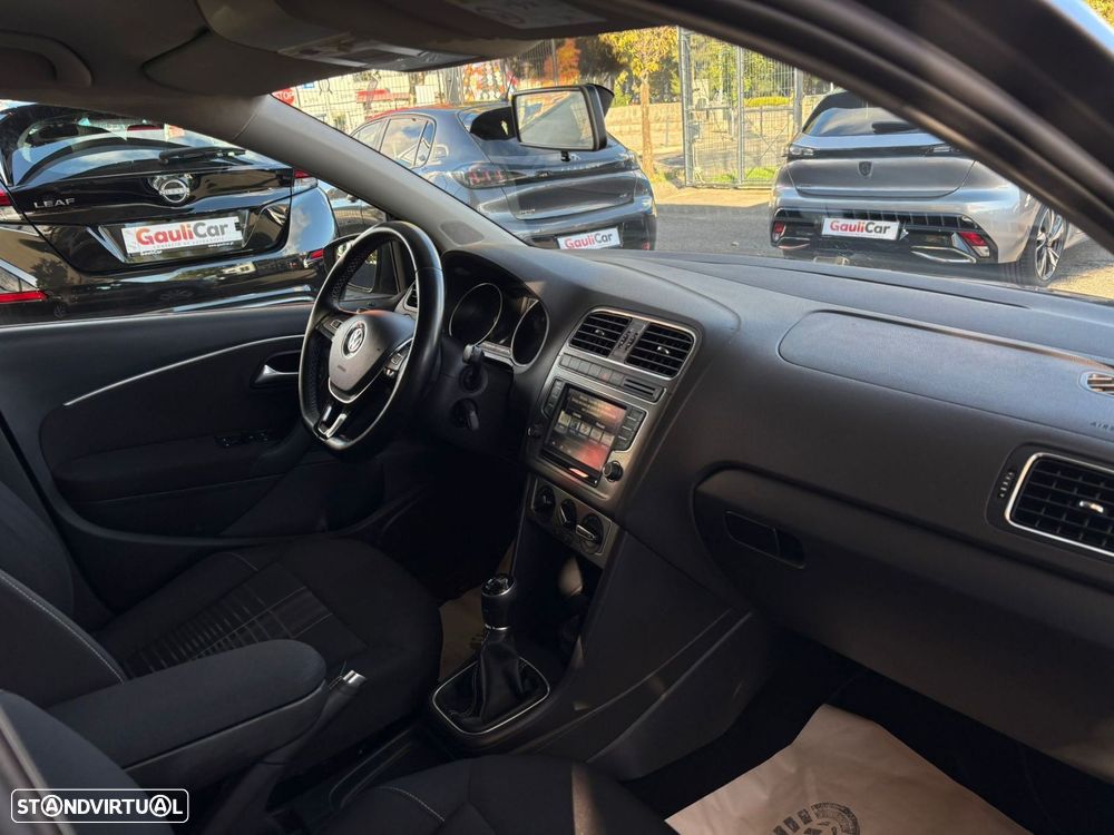 VW Polo 1.4 TDi Lounge - 23