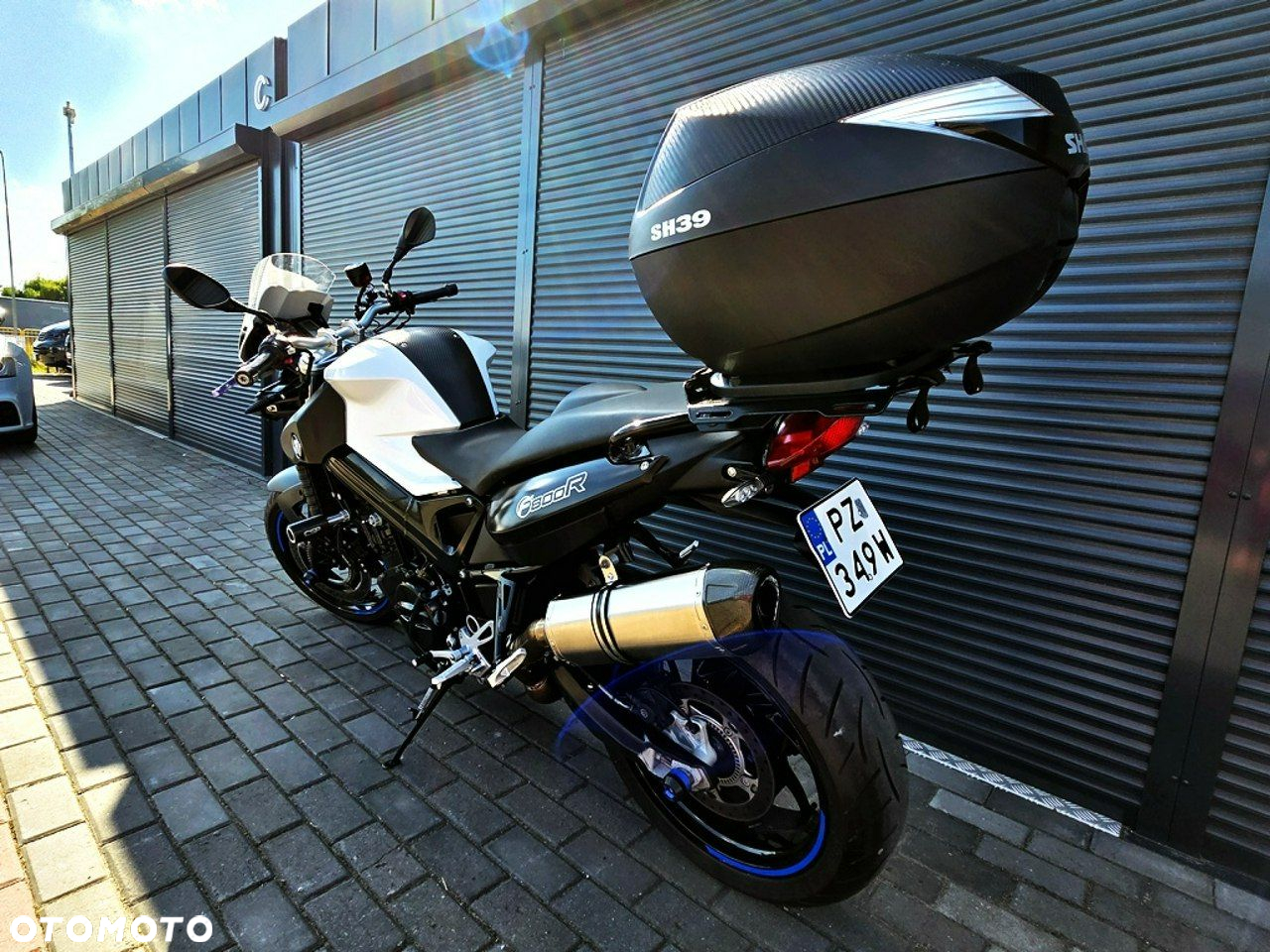 BMW F - 5