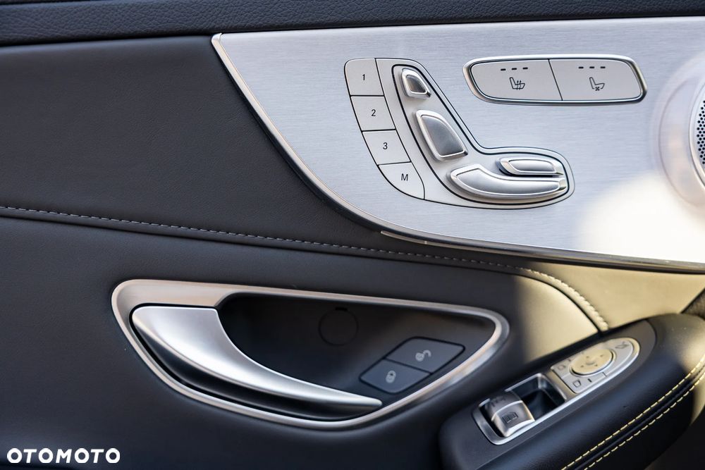 Mercedes-Benz Klasa C 63 S AMG 9G-TRONIC - 25