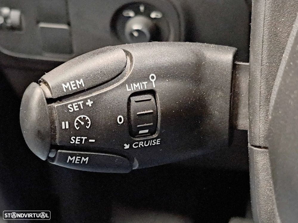 Citroën C3 1.2 PureTech C-Series - 8