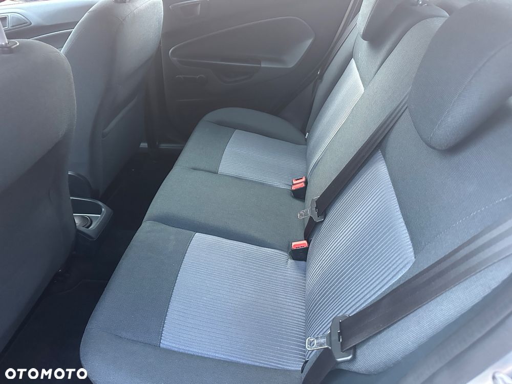 Ford Fiesta 1.25 Ambiente - 16