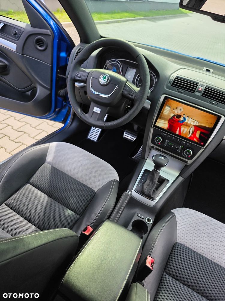 Skoda Octavia 2009 photo 3
