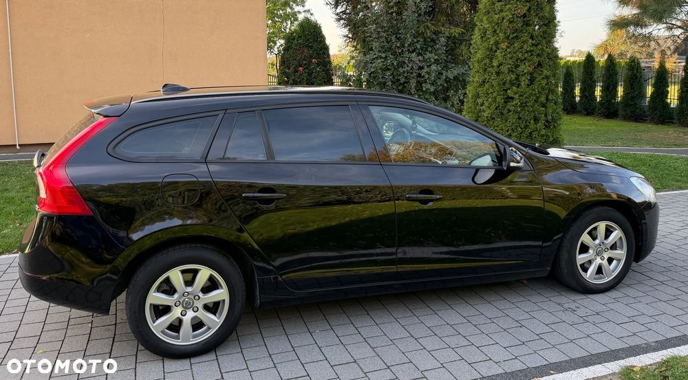Volvo V60 D4 Business Edition - 16