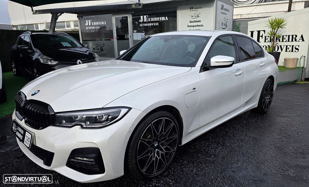BMW 330 e Pack M Auto - 9