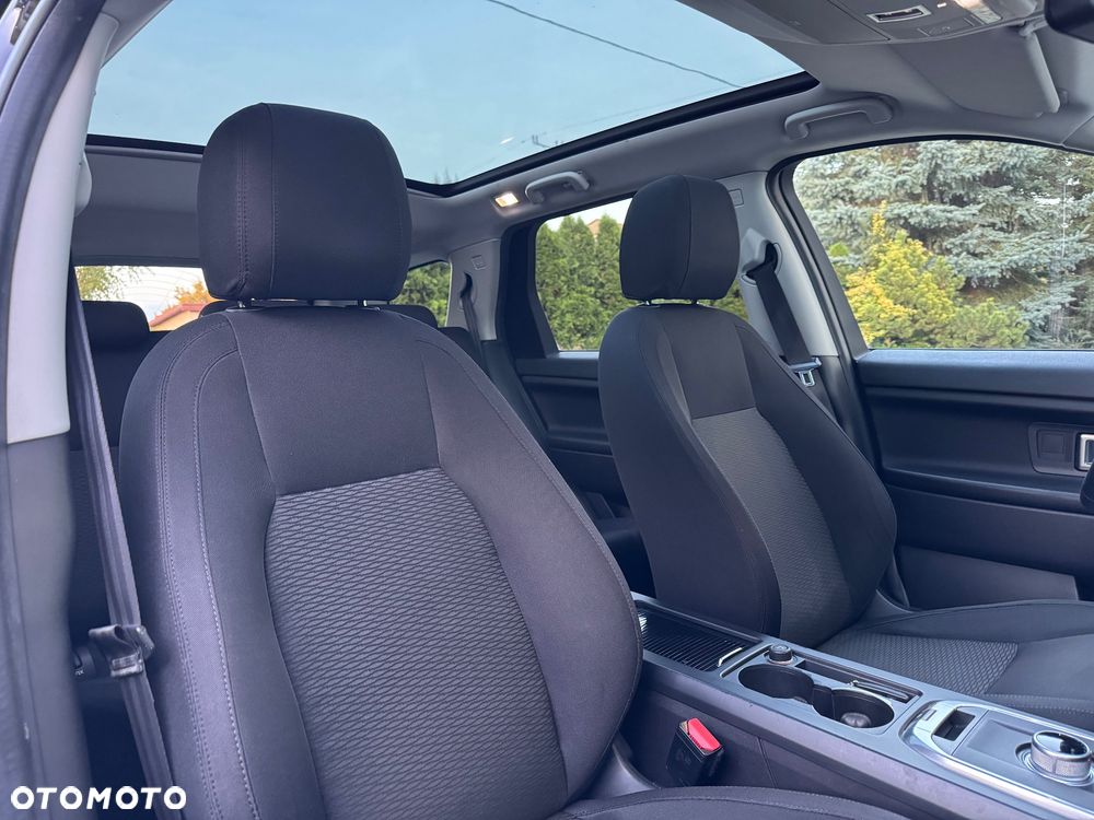 Land Rover Discovery Sport TD4 HSE Luxury - 27