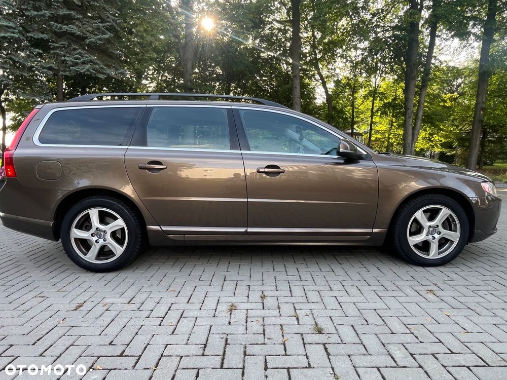 Volvo V70 D4 Momentum - 5