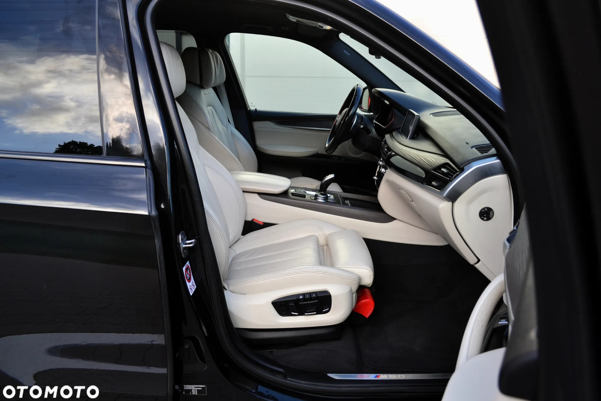 BMW X5 M M50d - 11