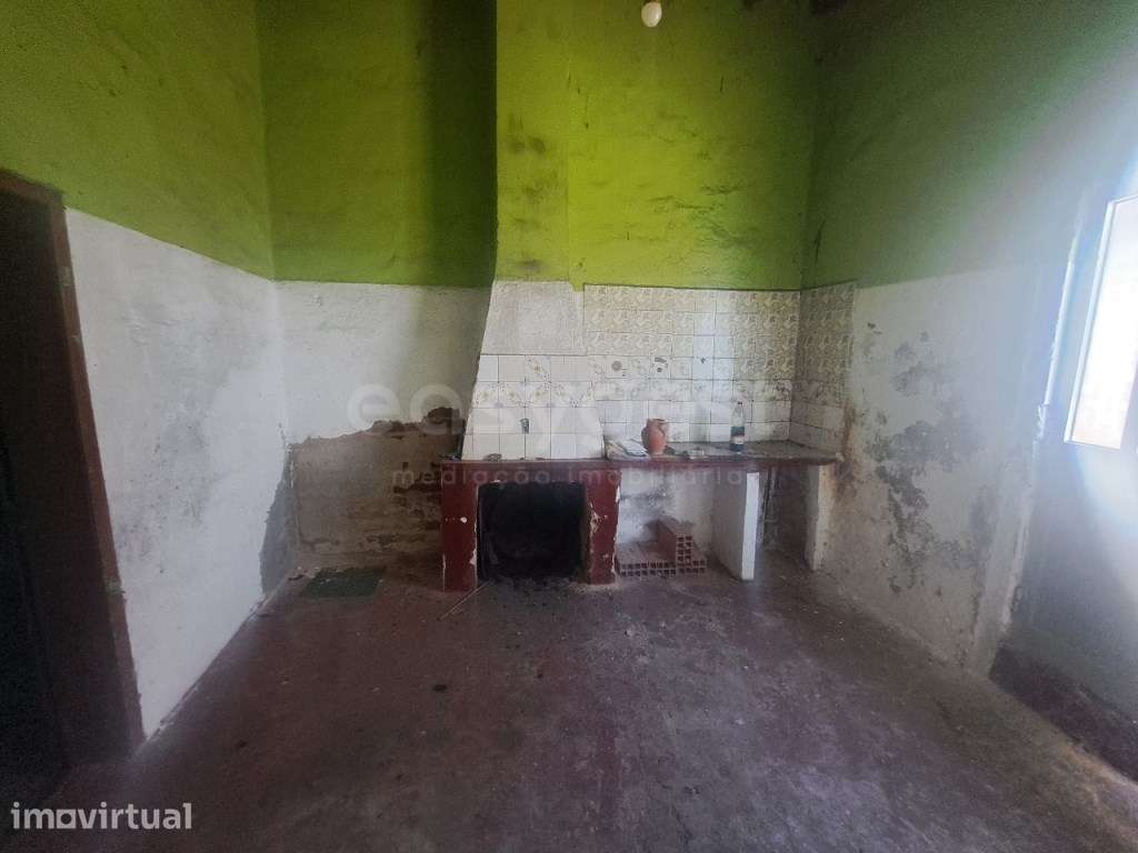 Moradia T1 para renovação no concelho de Ferreira do Alentejo - Grande imagem: 2/15