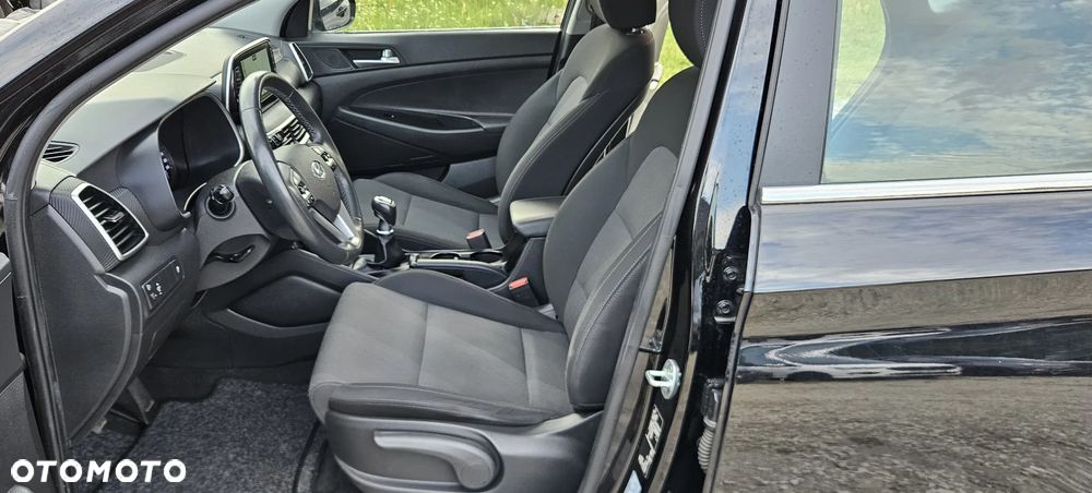 Hyundai Tucson 1.6 GDi 2WD Select - 27