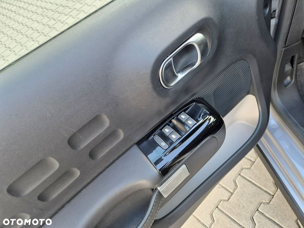 Citroën C3 Pure Tech 110 S&S EAT6 MAX - 23