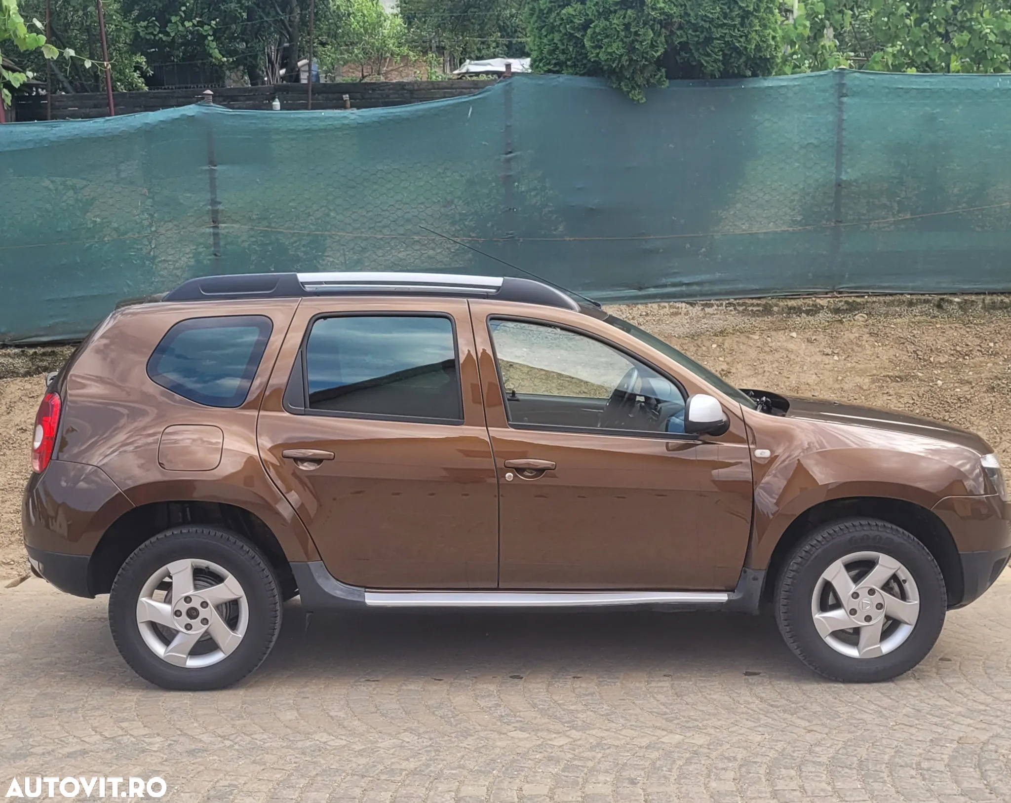 Dacia Duster 1.5 dCi 4x4 Laureate - 6