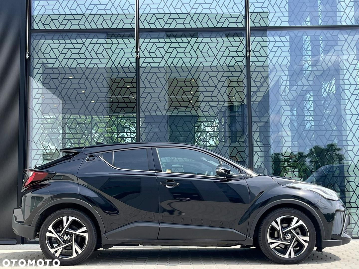 Toyota C-HR - 4