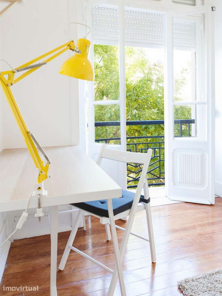Quarto - localizado em São Sebastião Lisbon - Grande imagem: 4/15