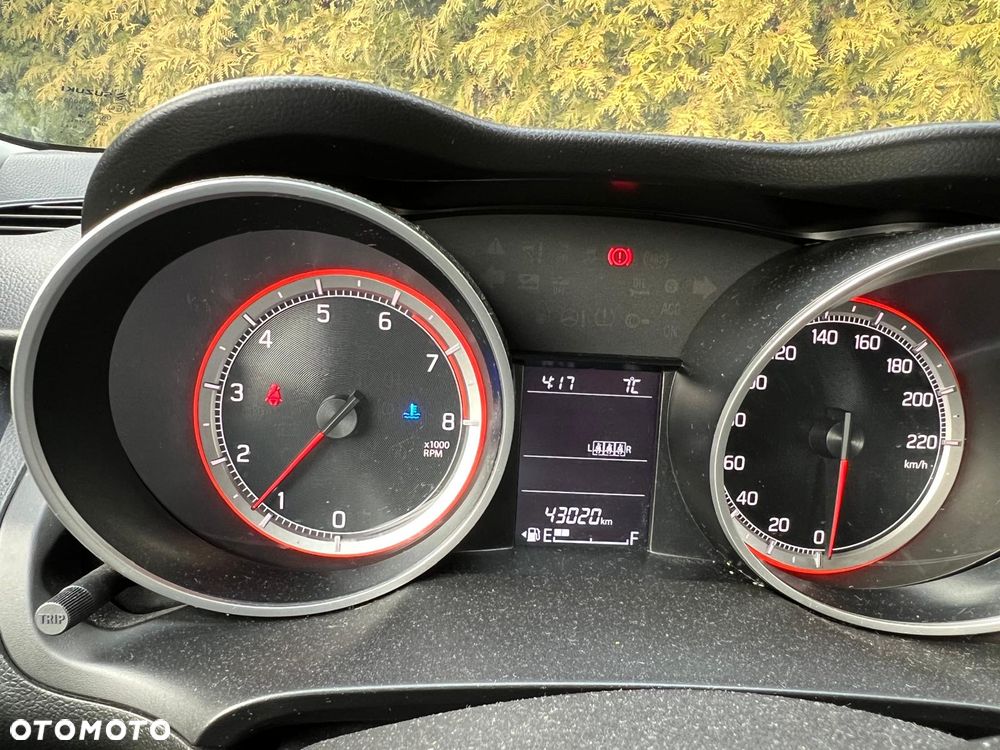 Suzuki Swift 1.2 Premium Plus - 9