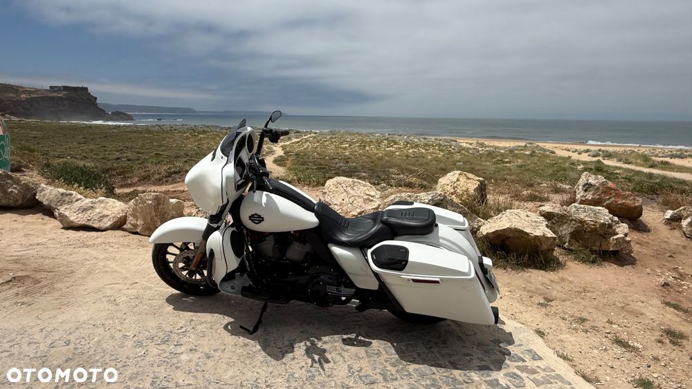 Harley-Davidson CVO Street Glide - 3