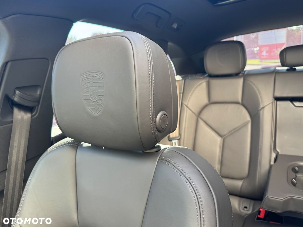 Porsche Macan Standard - 29